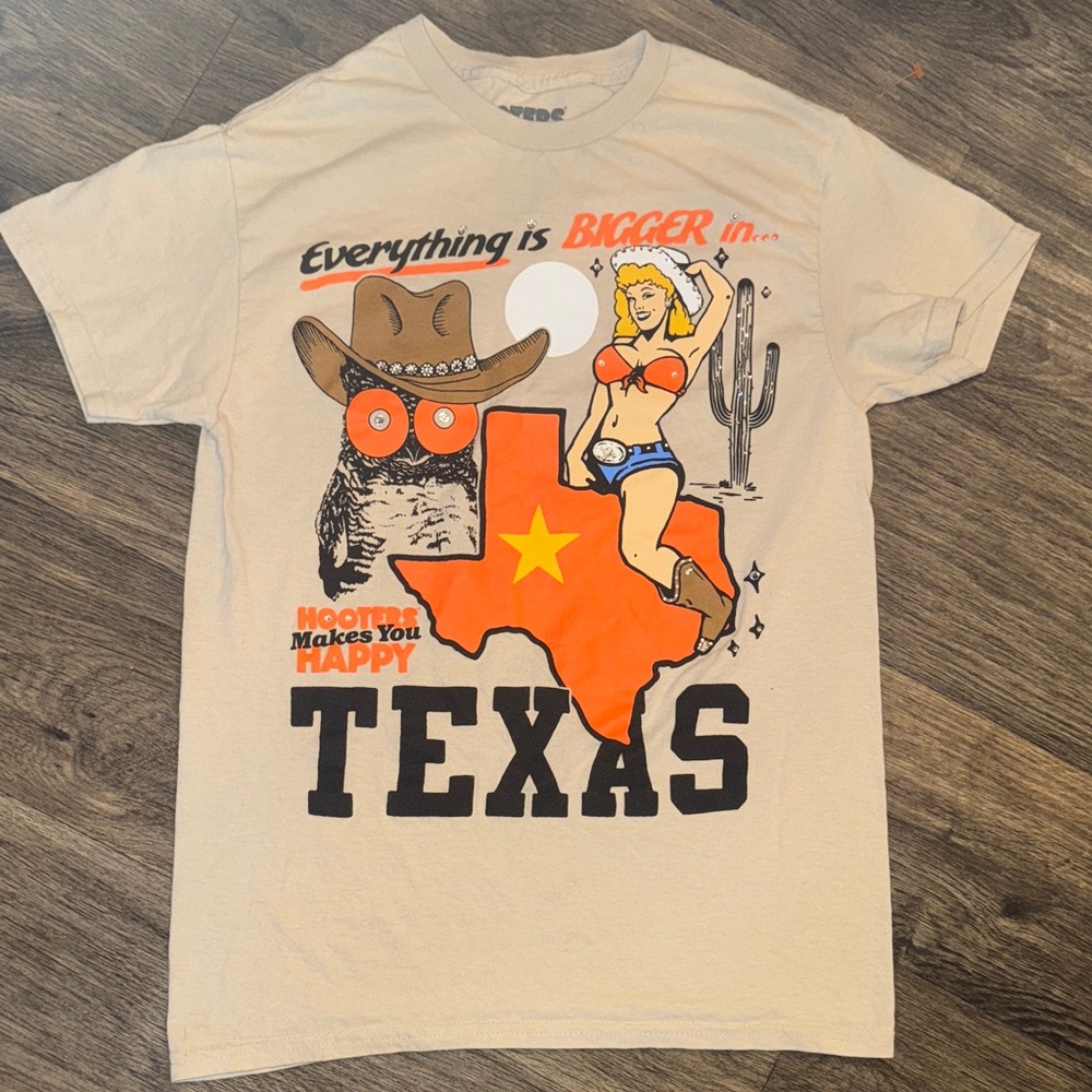 ✨Texas Glittering Graphic Tee✨